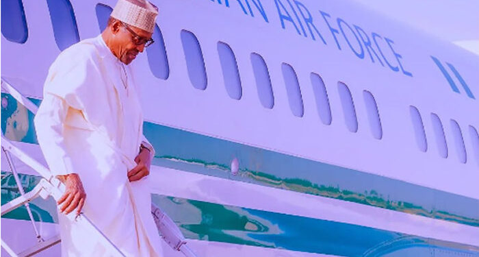 Buhari Arrives in Daura