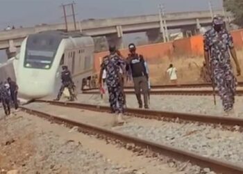 Kaduna-Abuja Train Derails, Passengers Stranded